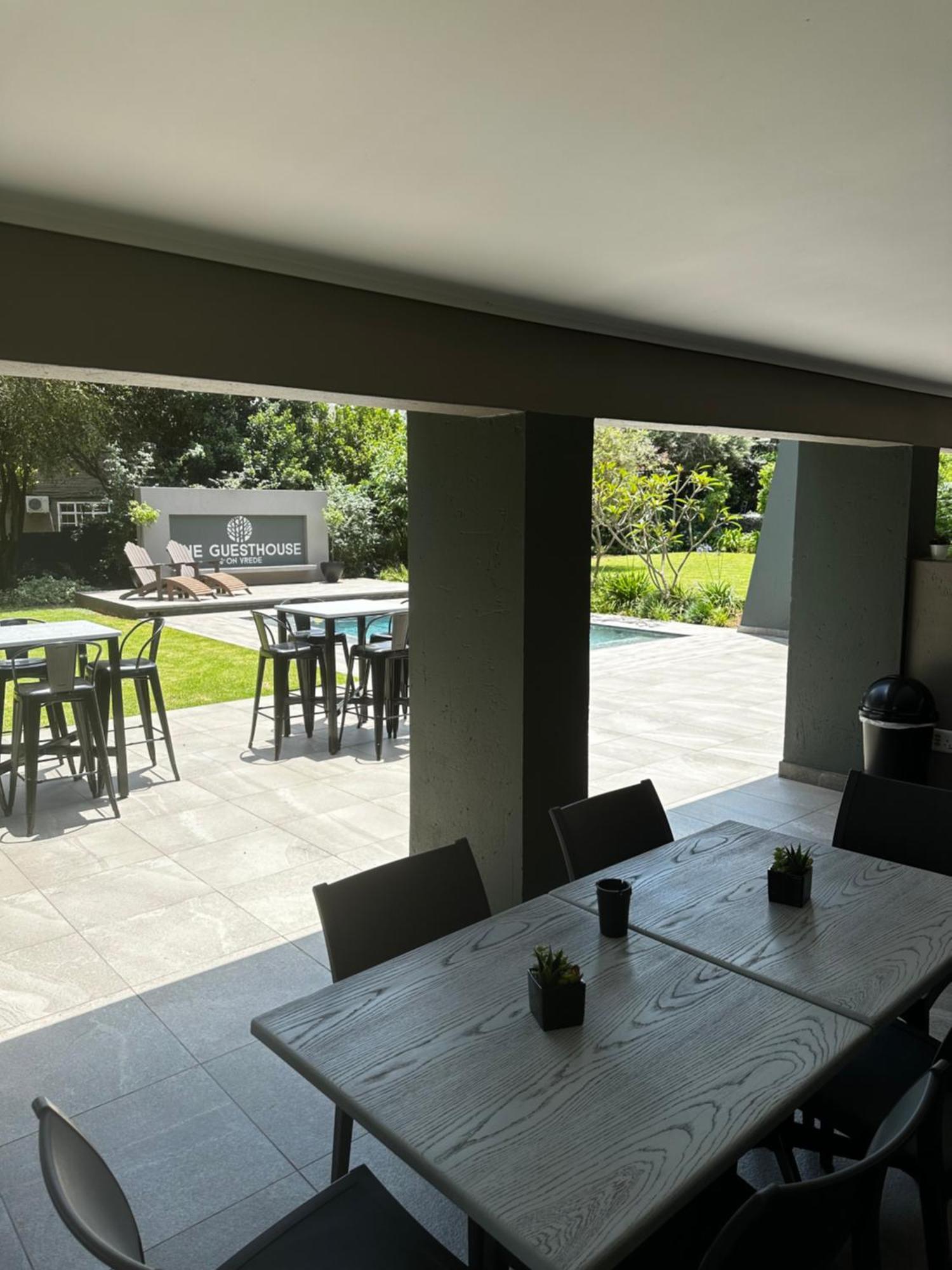 The Guesthouse 6 On Vrede جوهانسبورغ المظهر الخارجي الصورة